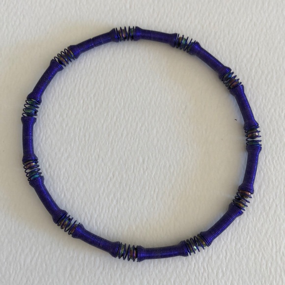 Set of stretchy bracelets - Picture 4 of 5